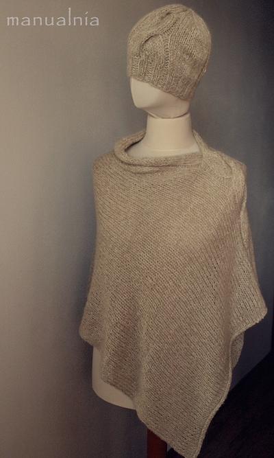 Poncho with big side cable - Project by Manualnia
