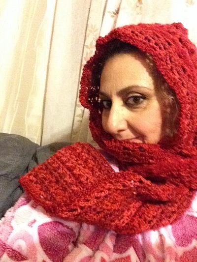 Hooded scarf - Project by Tatyana Surenyan-Krech
