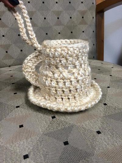 Cup and Saucer Ornament - Project by Alana Judah