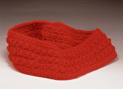 A short, nubby Cowl - Project by BarbS