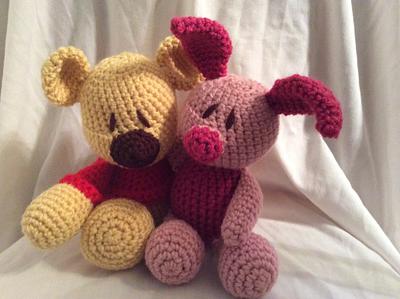 Winnie the Pooh and piglet bestest friends :)  - Project by Lisa