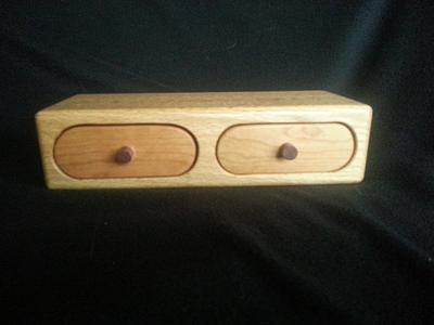 Two Drawer Bandsaw Box - Project by Jeff Vandenberg
