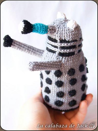 Dalek Amigurumi - Doctor Who - La Calabaza de Jack - Project by La Calabaza de Jack