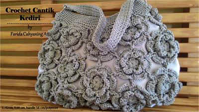 Silver flower bag - Project by Farida Cahyaning Ati