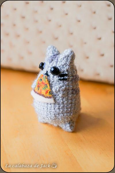 Pusheen pizza Amigurumi - La Calabaza de Jack - Project by La Calabaza de Jack