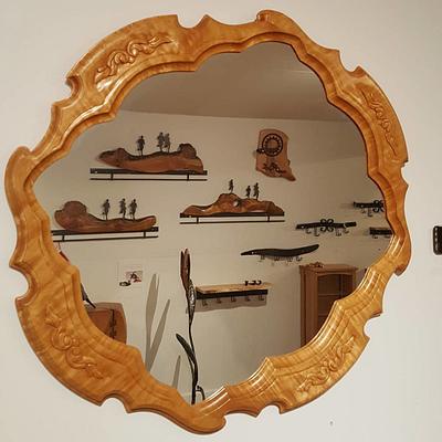 Carved mirror - Project by WestCoast Arts