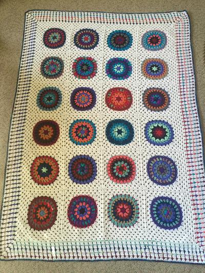 Big Circle Afghan - Project by Vorlicek