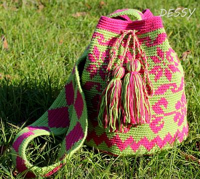 My first Mochilla bag - Project by Dessy