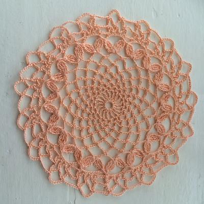 Laurel Lunch Glass Doily - Project by JennKMB (Sly n' Crafty)