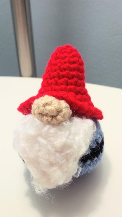 Garden Gnome - Project by makemiasamich stitchery