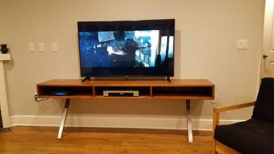 Tv console - Project by Indistressed