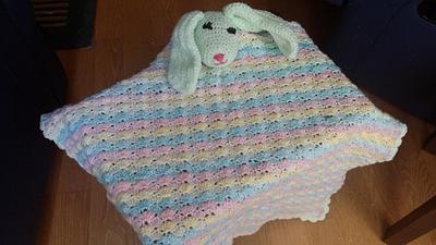 Bunny baby blanket - Project by jeanie