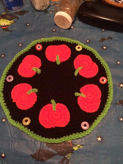 Pumpkin Candle Mat - Project by Sharon