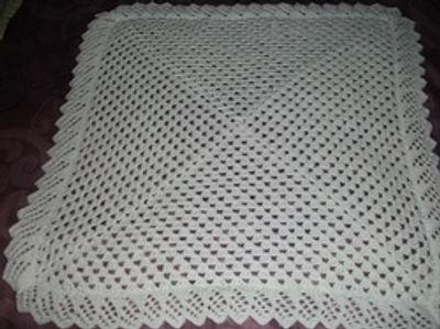 frills edge crochet blanket - Project by mobilecrafts