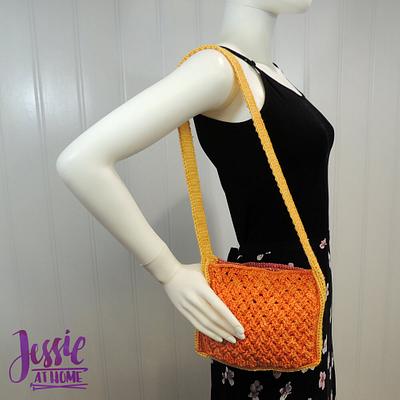 Celtic Cables Purse - Project by JessieAtHome