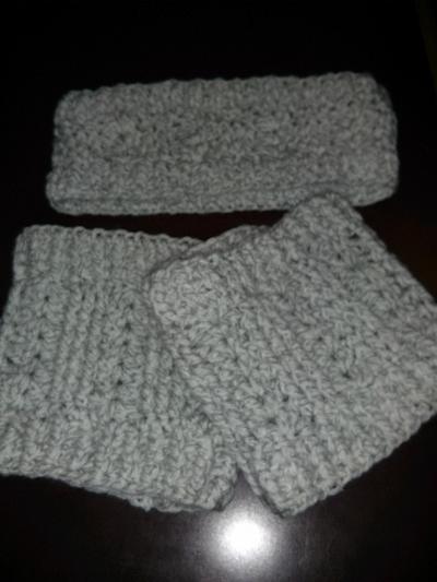 ear warmers and boot cuffs - Project by Cindy Amador