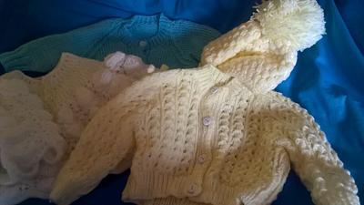 finished knitting  - Project by mobilecrafts