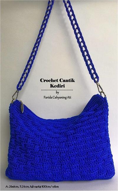 Royal blue bag - Project by Farida Cahyaning Ati