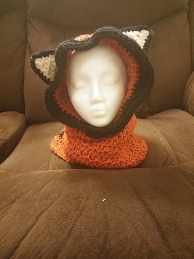 hooded fox cowl - Project by Down Home Crochet