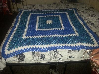 GRAND DAUGHTERS BLANKET - Project by DENISE