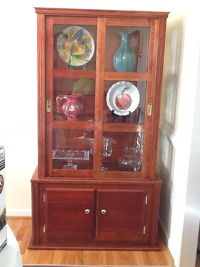 Display hutch with cookbook storage on bottom - Project by Jack King