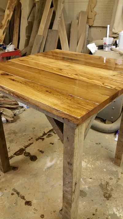 42" rustic pub table - Project by flashfire