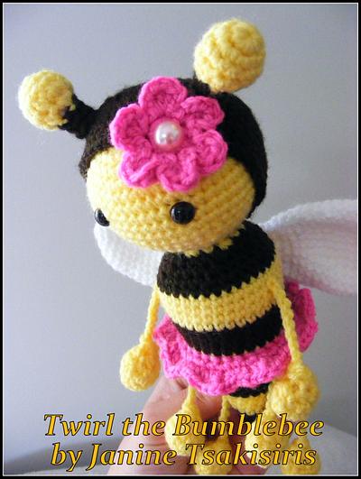 Twist and Twirl Bumble Bees - Project by Neen
