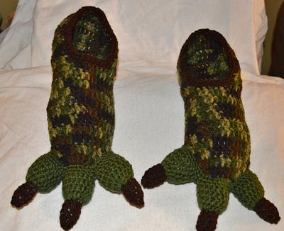 T-Rex slipper/socks - Project by Anginator