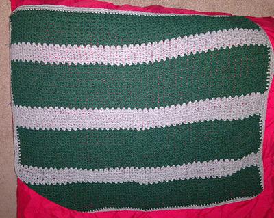 Green and gray baby blanket - Project by Nicole