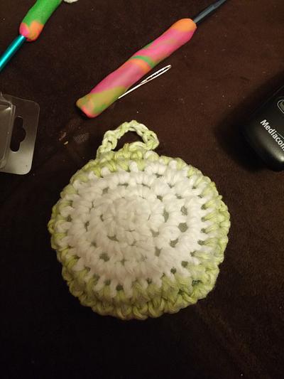 puffy tulle dish scrubbie - Project by Down Home Crochet