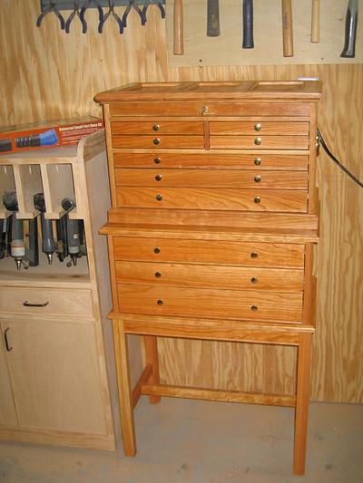 Cabinet maker's tool chest - Project by baldwinlc
