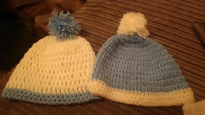 baby bobble hats - Project by maggie craig