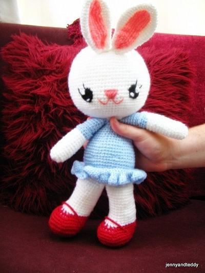 cuddly bunny free pattern - Project by jane