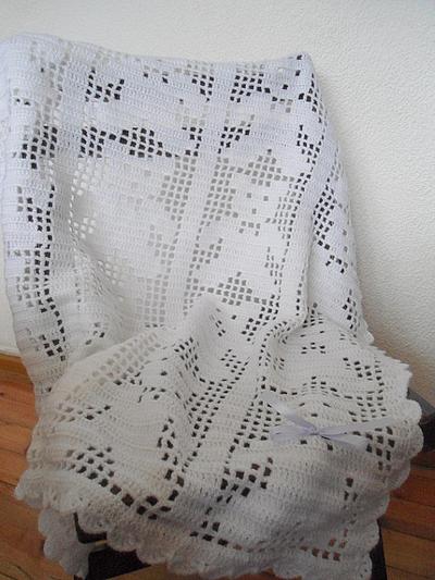 Crochet Baby Blanket, Teddy Bear Blanket, White Crochet Baby Blanket, Christening - Project by etelina