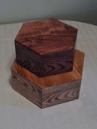 Simple Hexagon Boxes from reclaimed pallet wood - Project by James L Wilcox
