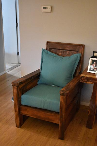 Door Chair - Project by Thornwood Lou