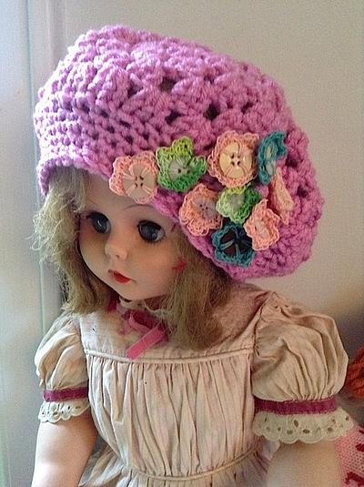 Flower Hat #2 - Project by MsDebbieP