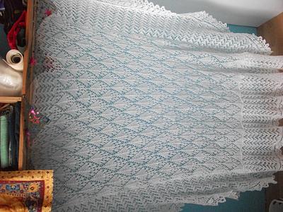 2ply lace shawl - Project by mobilecrafts