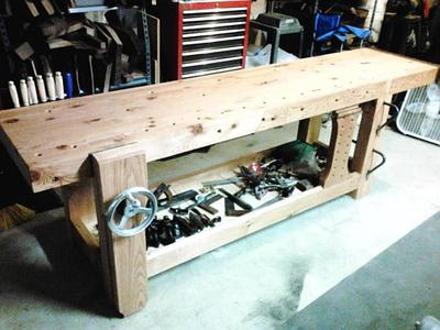 Roubo-style Workbench - Project by Darin