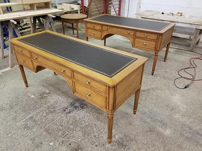 Desk repoduction - Project by Les Hastings