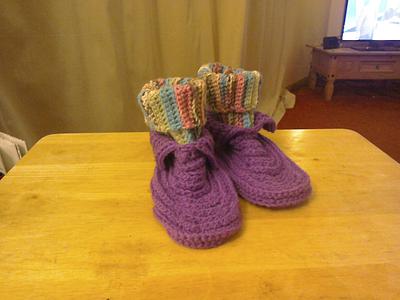 Slippers - Project by Hooked on Islay