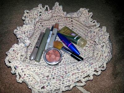 Drawstring makeup bag. - Project by crokaren