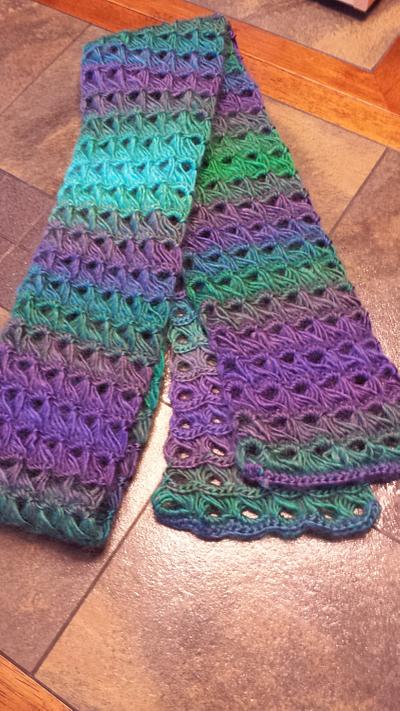 Broomstick lace Scarf - Project by MeMe