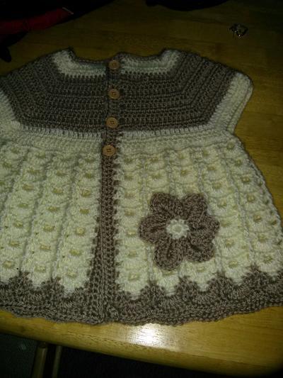 baby sweater and Bonneti ma - Project by Cindy Amador