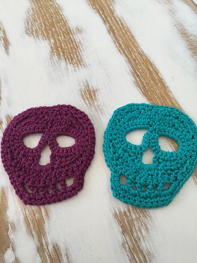 Skull Coasters - Project by Rubyred0825