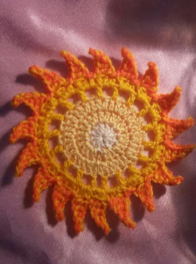 My crochet sun :-) - Project by Emma Stone
