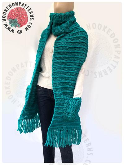 Free Super Chunky Scarf with Pockets - Project by Ling Ryan