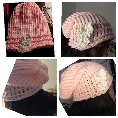 Loomed Slouchie Beanie - Project by kraftymach