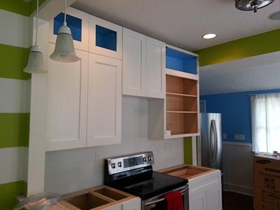 My first commision as a company - Shaker kitchen in white - almost done.... - Project by David E.
