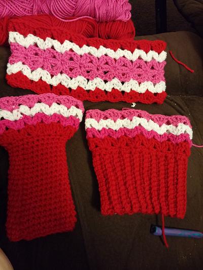 valentine's day winter wear - Project by Down Home Crochet